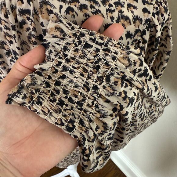 Rebecca Taylor Leopard Print 100% Silk V-Neck Blouse Size 4 - Picture 6 of 9